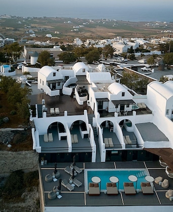 Gallery - Oia Suites