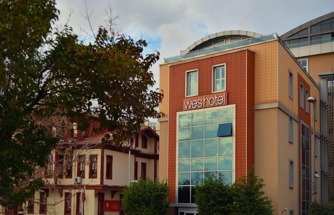 Gallery - Wes Hotel