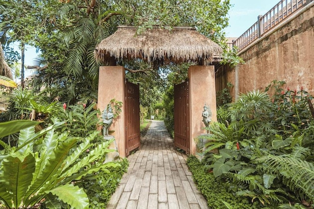 Gallery - High Season Pool Villa & Spa