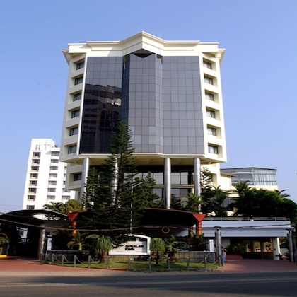 Gallery - Gokulam Park