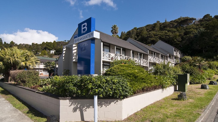 Gallery - Breakwater Motel