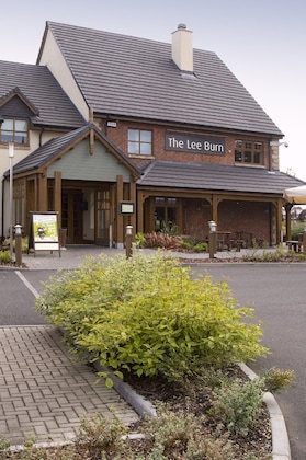 Gallery - Premier Inn Glasgow East Kilbride Nerston