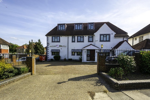 Gallery - The Brent Hotel