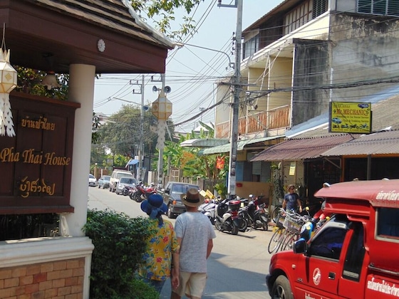 Gallery - Pha Thai House