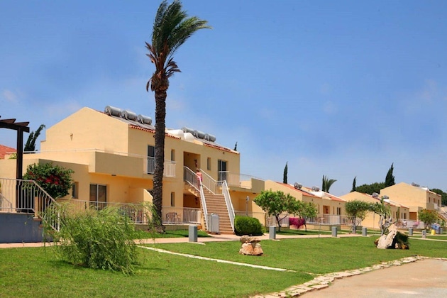 Gallery - Makronisos Village