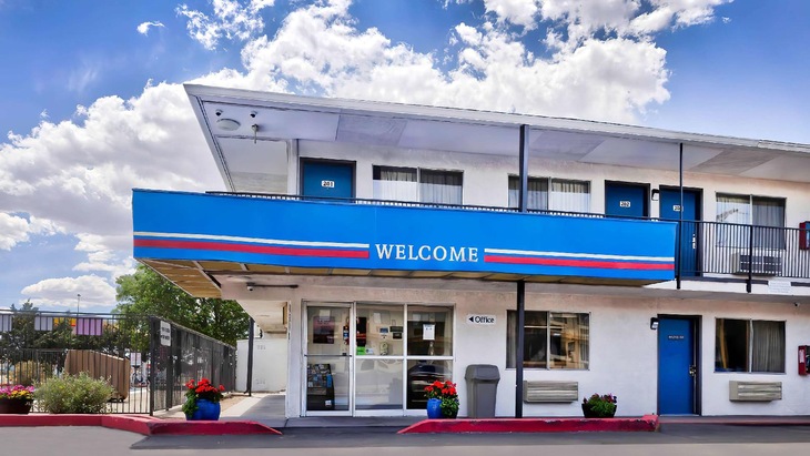 Gallery - Motel 6 Gallup