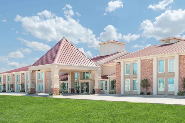 Gallery - Super 8 By Wyndham Oklahoma City