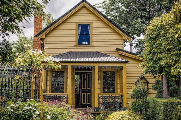 Gallery - The Corinda Collection