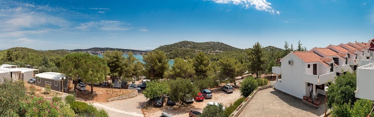Gallery - Jezera Lovisca Holiday Resort
