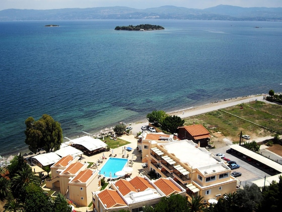 Gallery - Avantis Suites Hotel