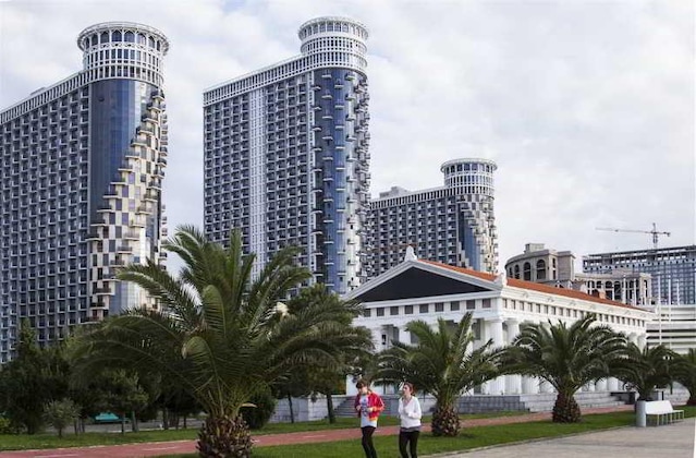 Gallery - Silk Road Sea Towers Batumi Apart Hotel