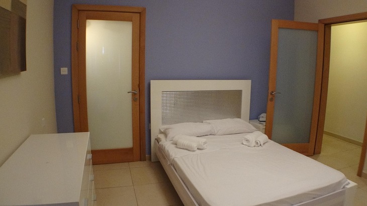 Gallery - Eri Apartments E378