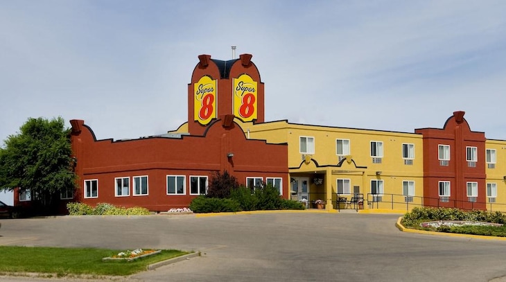 Gallery - Super 8 By Wyndham Swift Current