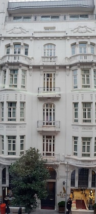 Gallery - Arcade Hotel