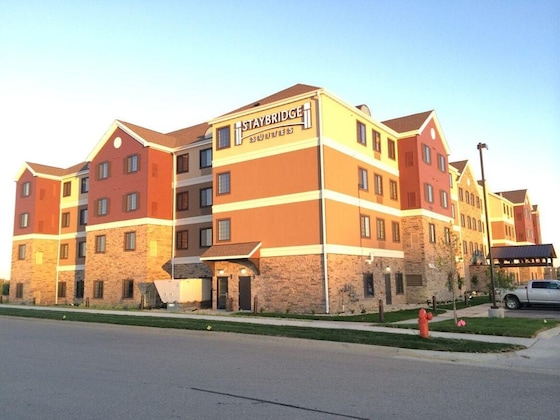 Gallery - Staybridge Suites Rochester - Commerce Dr Nw By Ihg