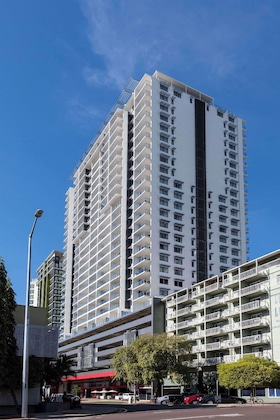 Gallery - Oaks Elan Darwin