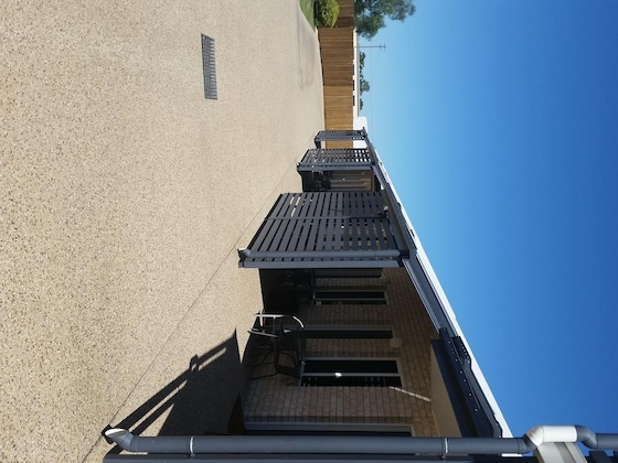 Gallery - Emerald Park Motel