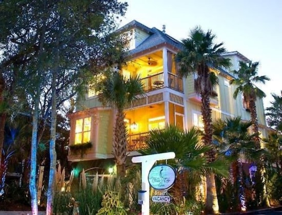 Gallery - Water's Edge Inn - Adults Only