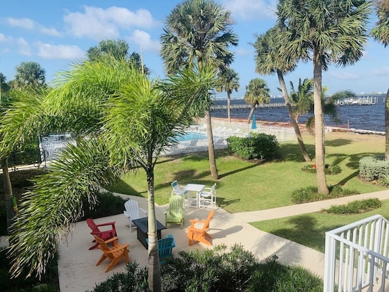 Gallery - Caribbean Shores Waterfront Resort