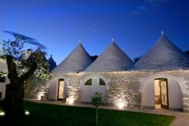 Gallery - Masseria Quis Ut Deus
