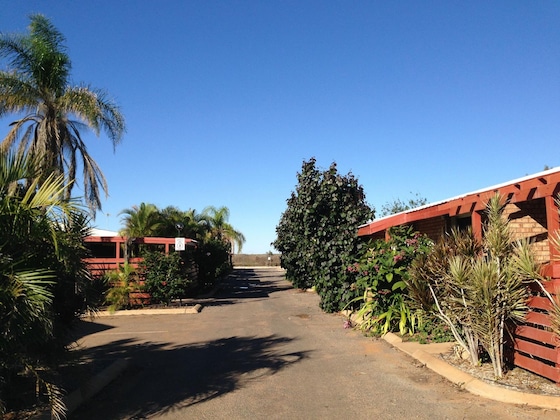 Gallery - Carnarvon Central Apartments