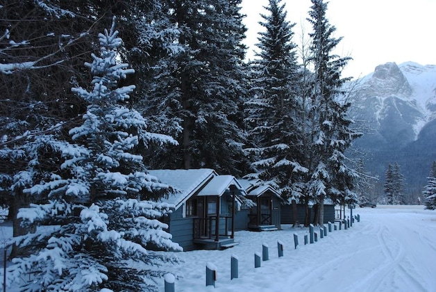 Gallery - Rundle Chalets