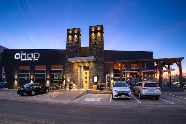 Gallery - Sandman Hotel Oakville