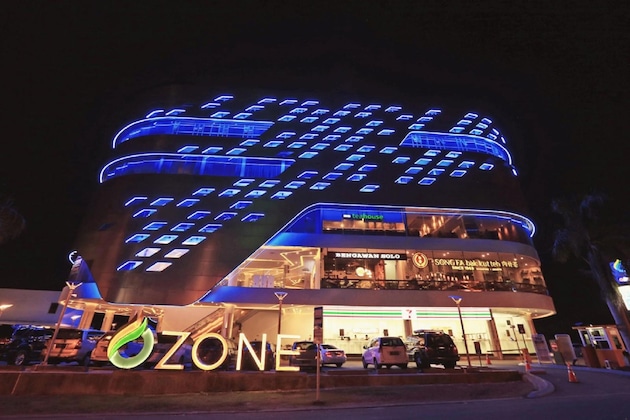 Gallery - Ozone Hotel Pantai Indah Kapuk