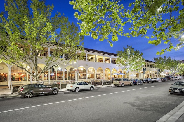 Gallery - Quest Canberra