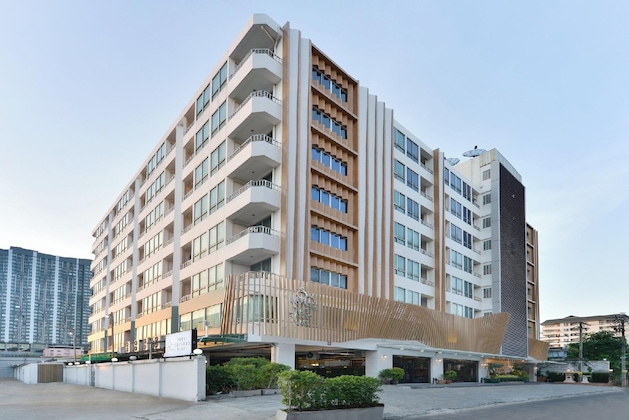 Gallery - Three Seasons Bangkok