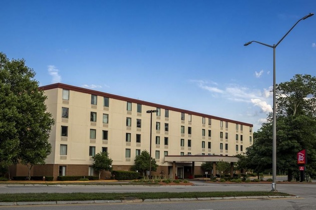 Gallery - Red Roof Inn Plus+ Boston - Mansfield  Foxboro