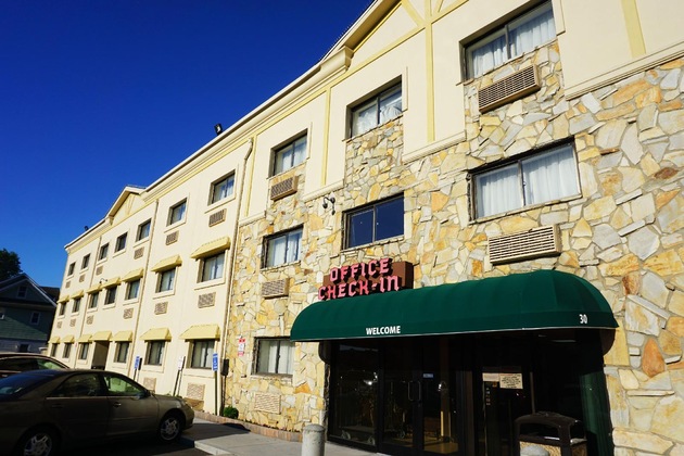 Gallery - The Floral Park Motor Lodge