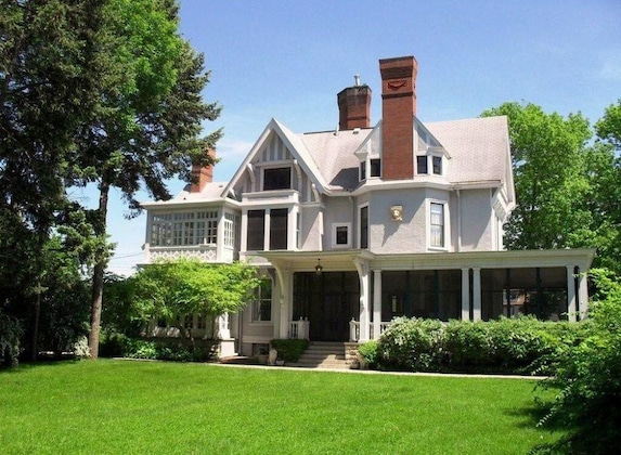 Gallery - Alexander Mansion Bed and Breakfast