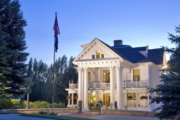 Gallery - The Gibson Mansion Bed And Breakfast