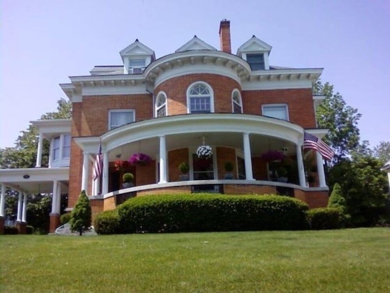 Gallery - WC Lipe Mansion