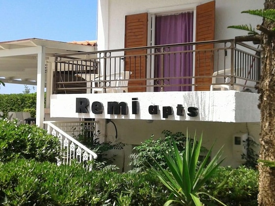 Gallery - Remi Studios & Apartments