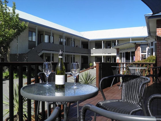 Gallery - Centennial Court Hotel