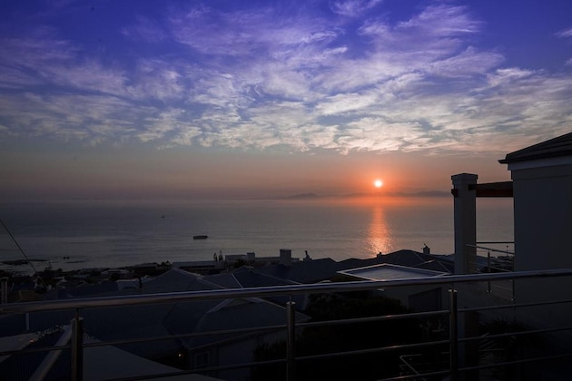 Gallery - Magellans Hotel