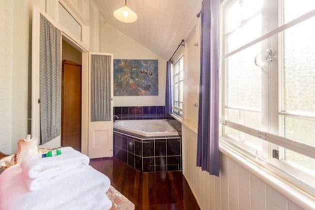 Gallery - Auckland Hill Bed & Breakfast