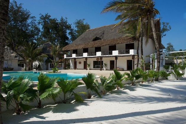 Gallery - Barracuda Inn Resort