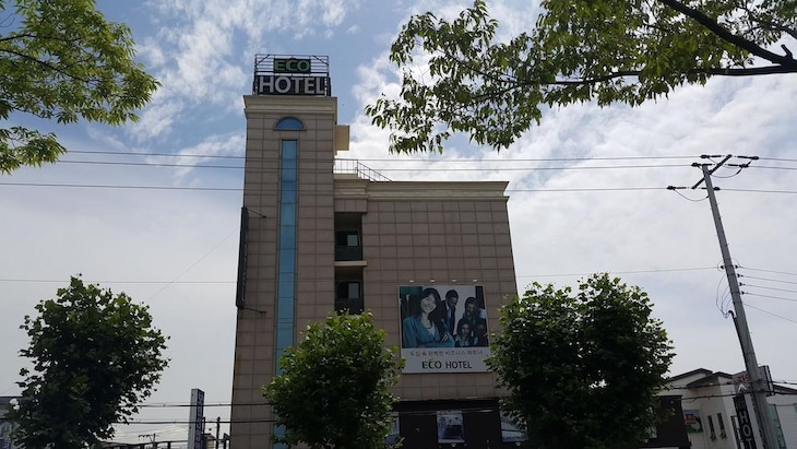Gallery - Eco Hotel