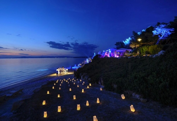 Gallery - Sani Beach