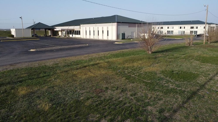 Gallery - Usa Inn Junction City Near Fort Riley