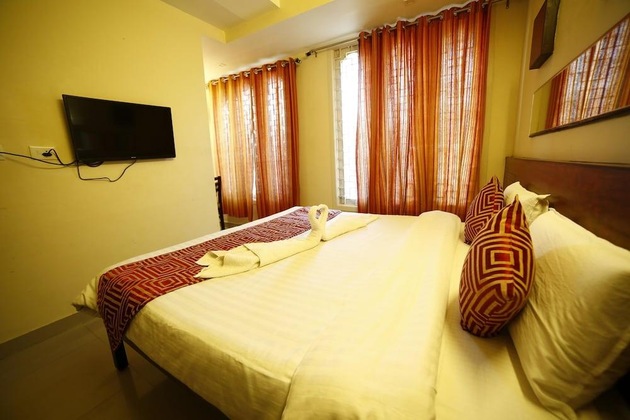 Gallery - Oyo 1456 Hotel Raj Classic Inn