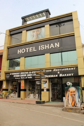 Gallery - Hotel Ishan A Riverside Retreat
