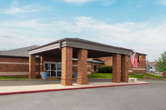 Gallery - Super 8 By Wyndham Copley Akron