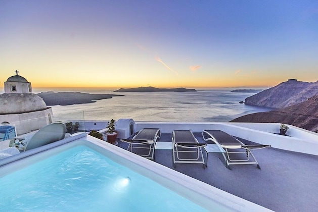 Gallery - Trieris Villa & Suites