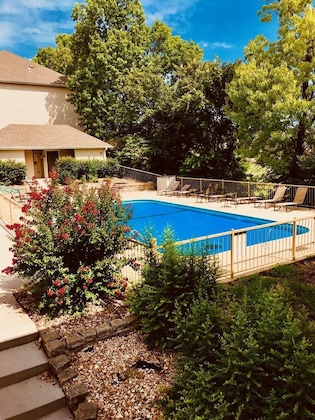 Gallery - Perfectly Romantic Branson Condo