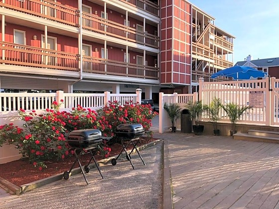 Gallery - Surf Club Oceanfront Hotel
