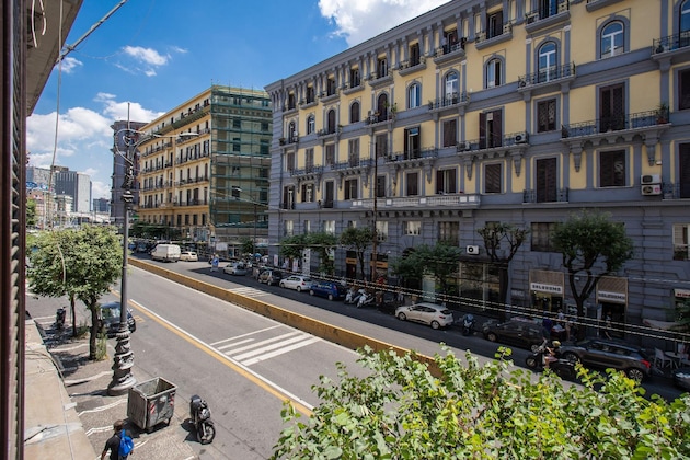 Gallery - Napoli's Gold Hotel